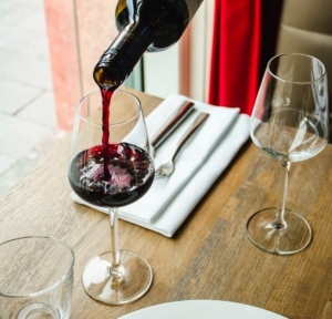Tout savoir sur le service du vin